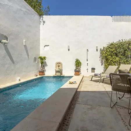 Nyaraló Townhouse Albuqassim By Homevillas360 Pollença